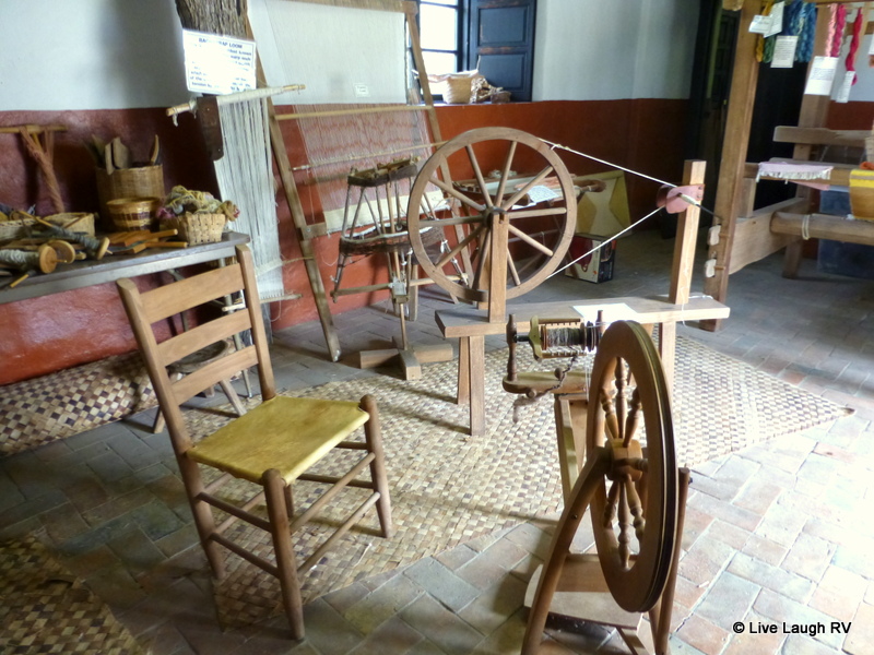 spinning wheels looms