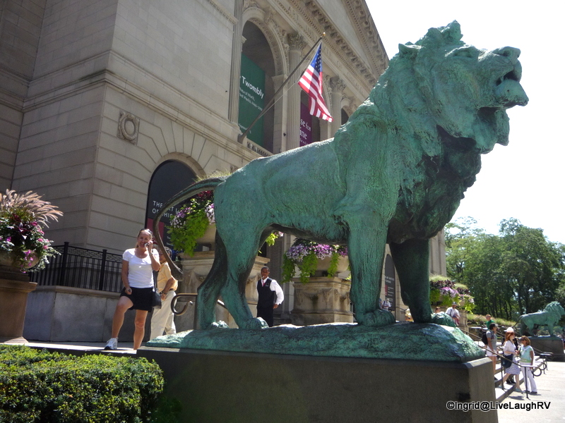 Art museum lions