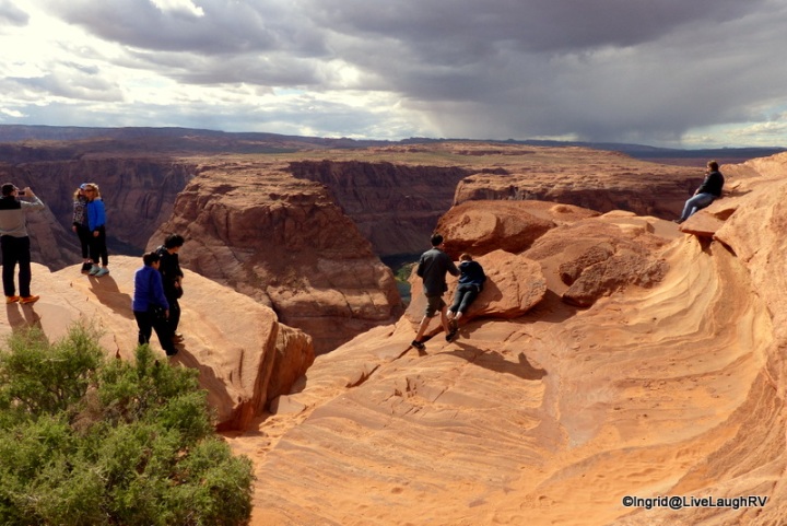 plan on sharing the scenery at Horseshoe Bend