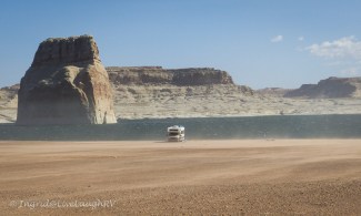 sand storm at Lone Rock